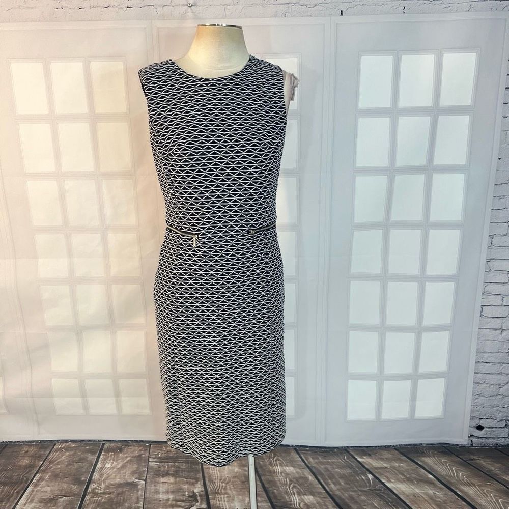 Calvin Klein Sleeveless Geometric Blue White Textured Sheath Dress Size 6